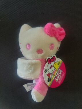 Hello Kitty Pink Plush Slap Band